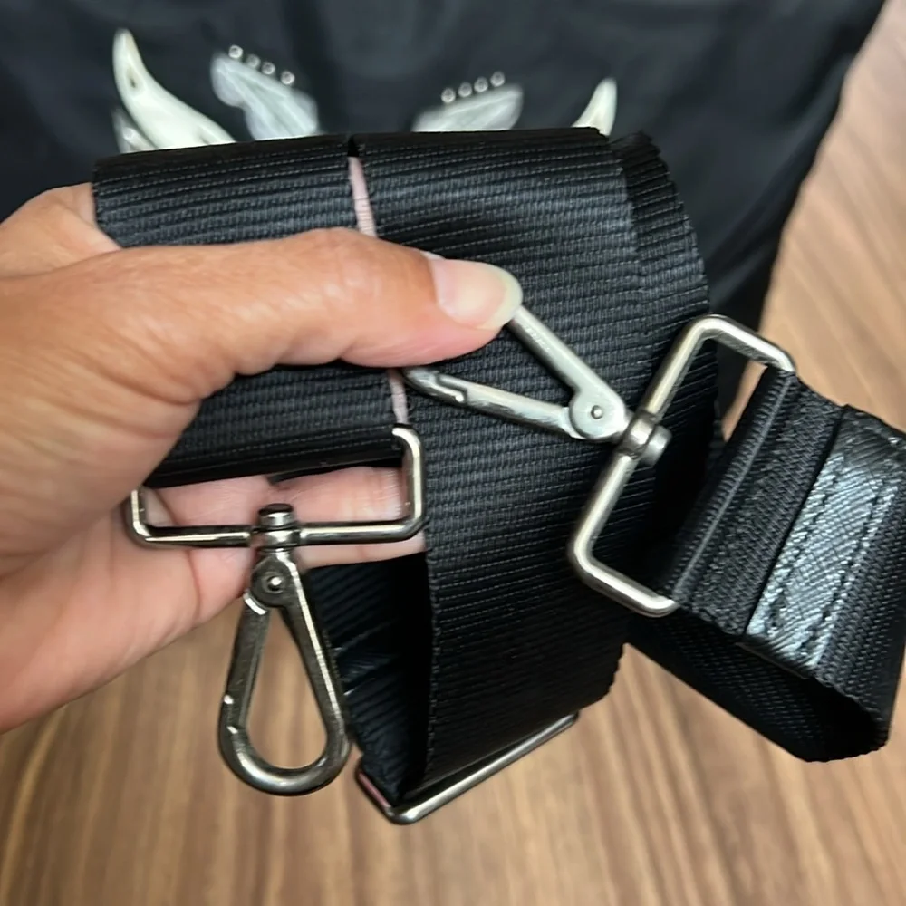 A220 - 💯 % authentic Prada tote bag - Picture 12 of 16